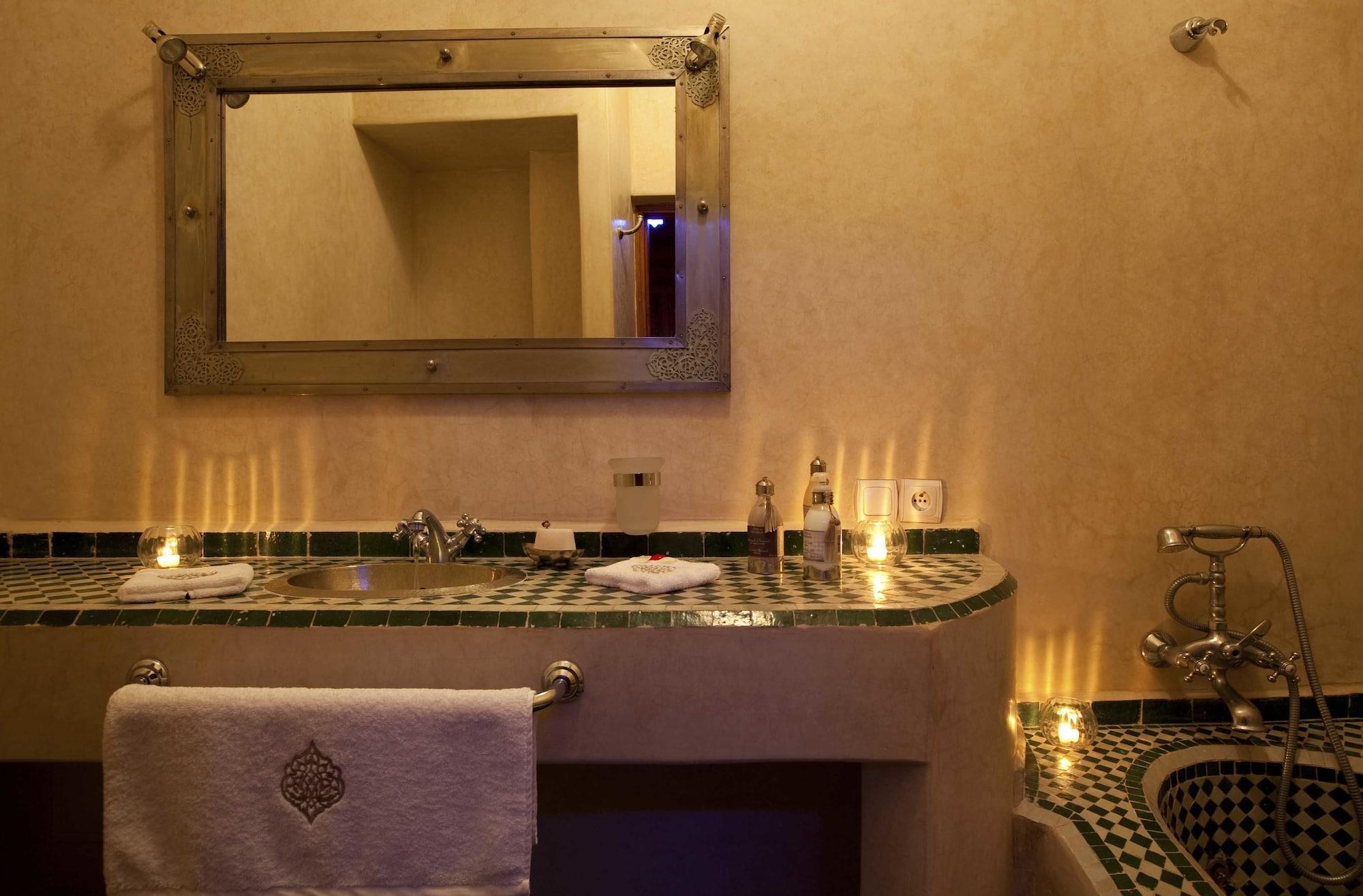 Riad Les Bougainvilliers Marrakesh Esterno foto
