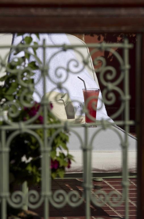 Riad Les Bougainvilliers Marrakesh Esterno foto